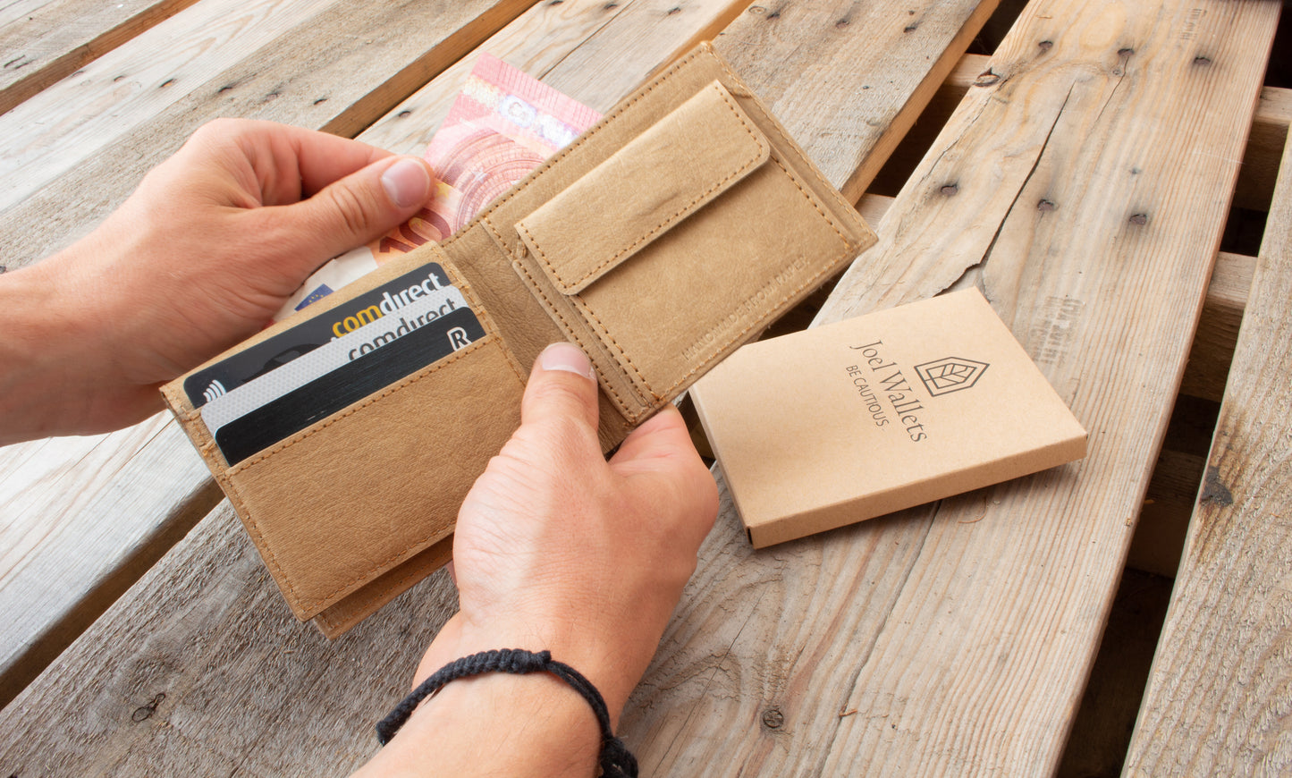 Geldbeutel aus Kraftpapier "Bifold Edition Blanche"